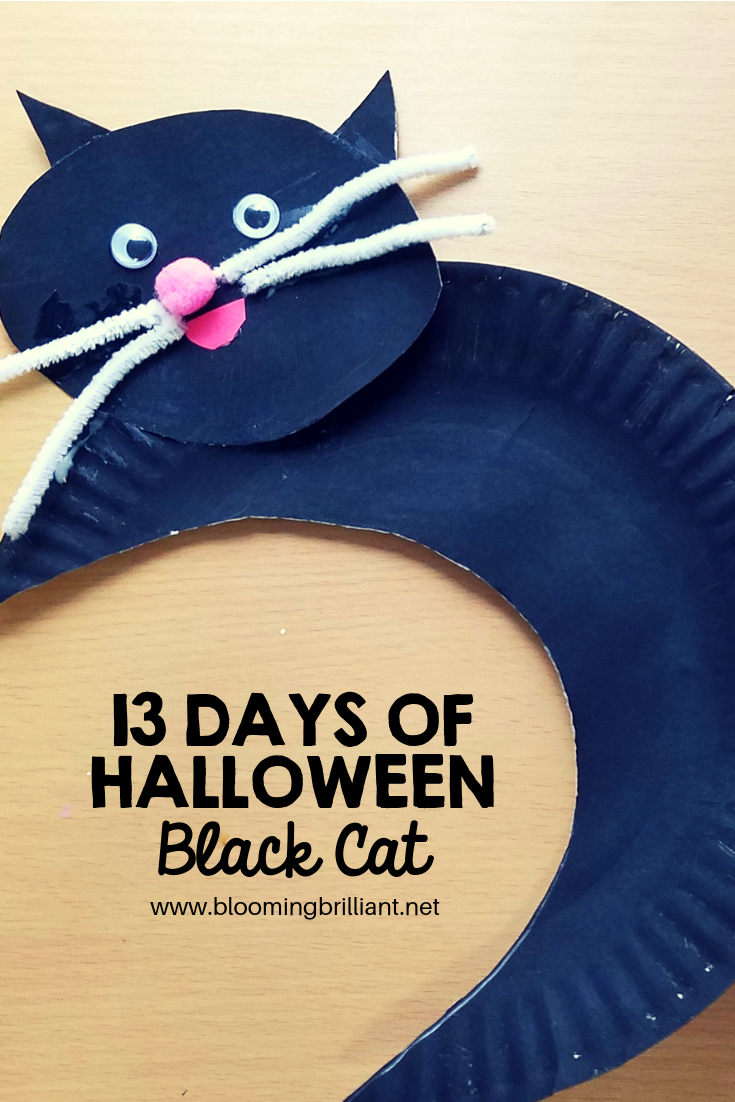 Crafts for Kids- Halloween Black Cat Craft! Looking for a fun Halloween Craft for your kids? This Halloween Black Cat Craft is both so simple and fun! #Craftsforkids